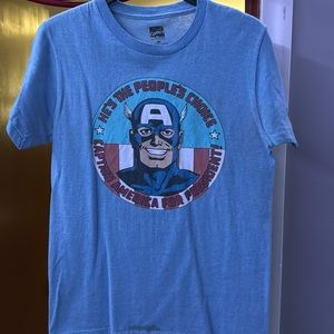 CAPTAIN AMERICA FOR PRESIDENT TSHIRT - SIZE SMALL